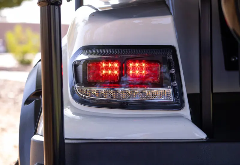 LED brake light on the rear of the cart